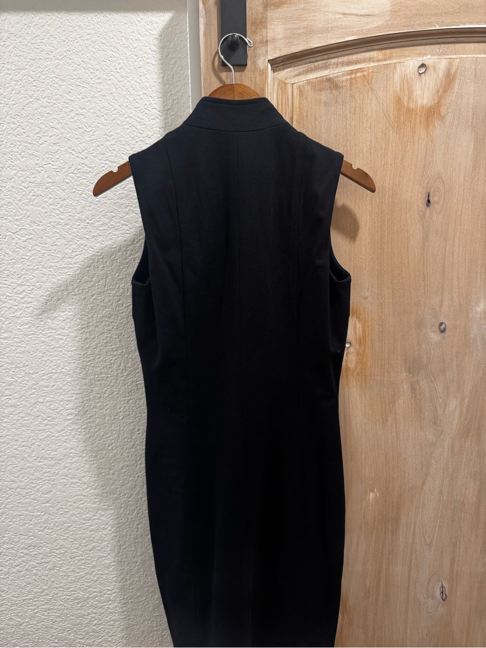 Akris Punto Black Cap-Sleeve Sheath Dress - Picture 11 of 14